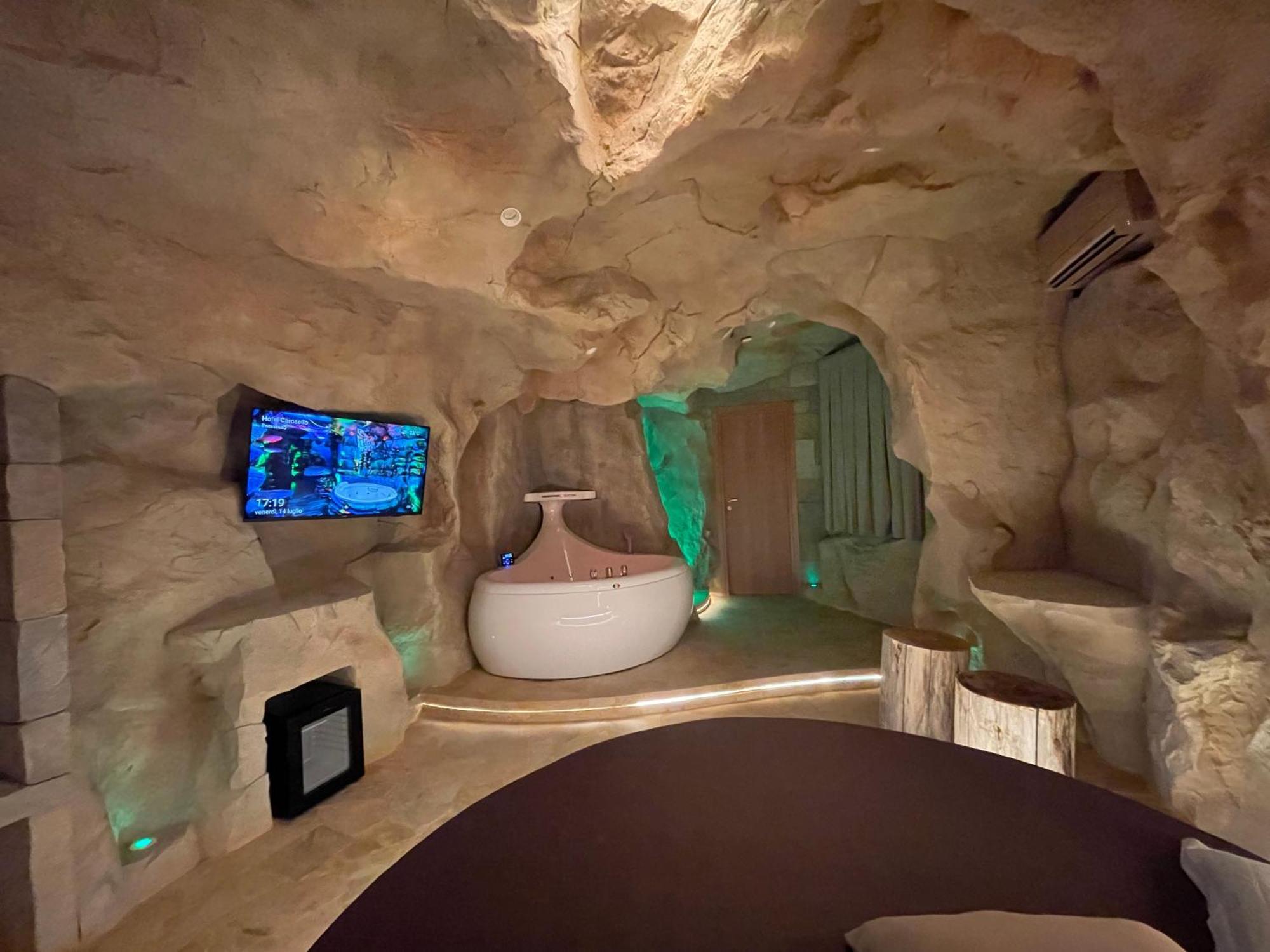 Hotel Carosello ポンテカニャーノ エクステリア 写真