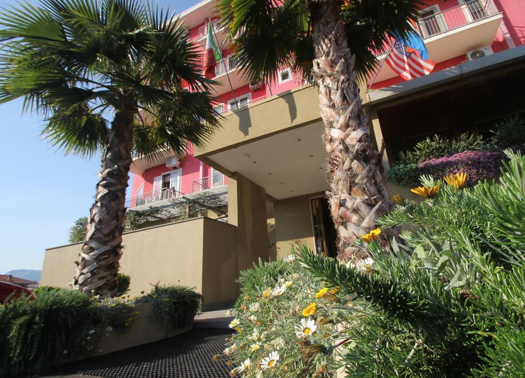 Hotel Carosello ポンテカニャーノ エクステリア 写真